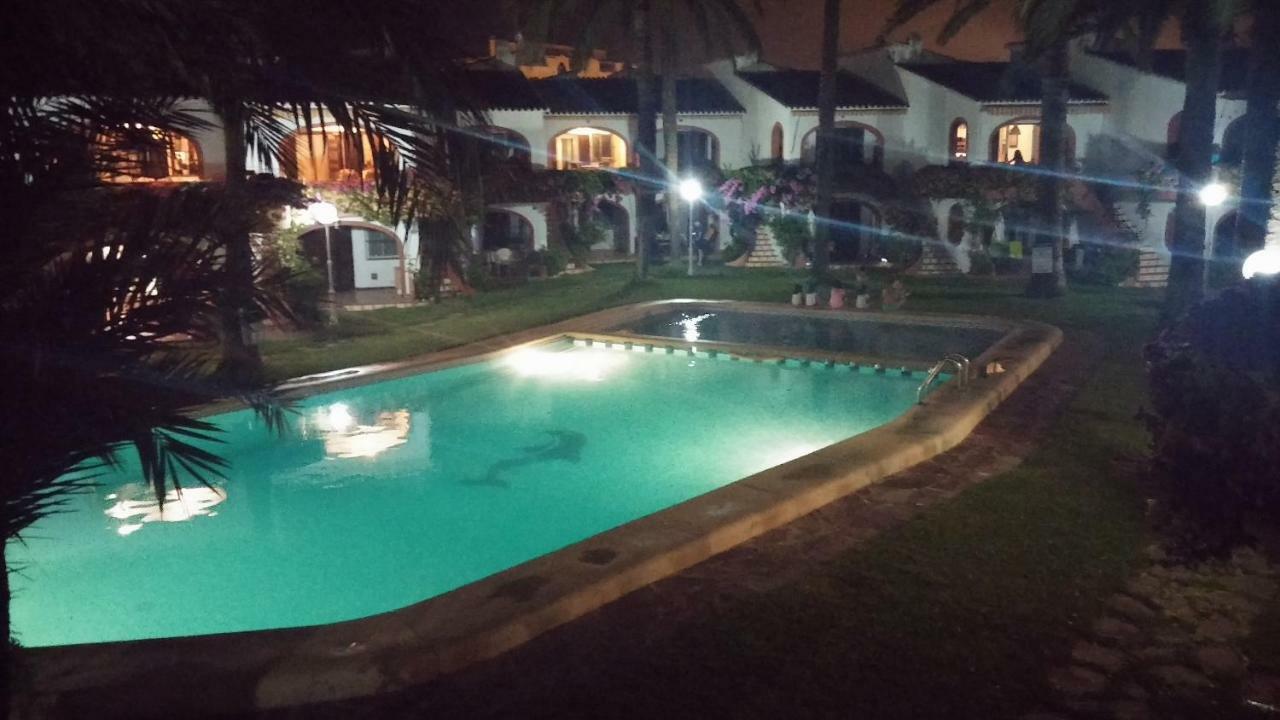 Residencial Cabanas Дения Экстерьер фото